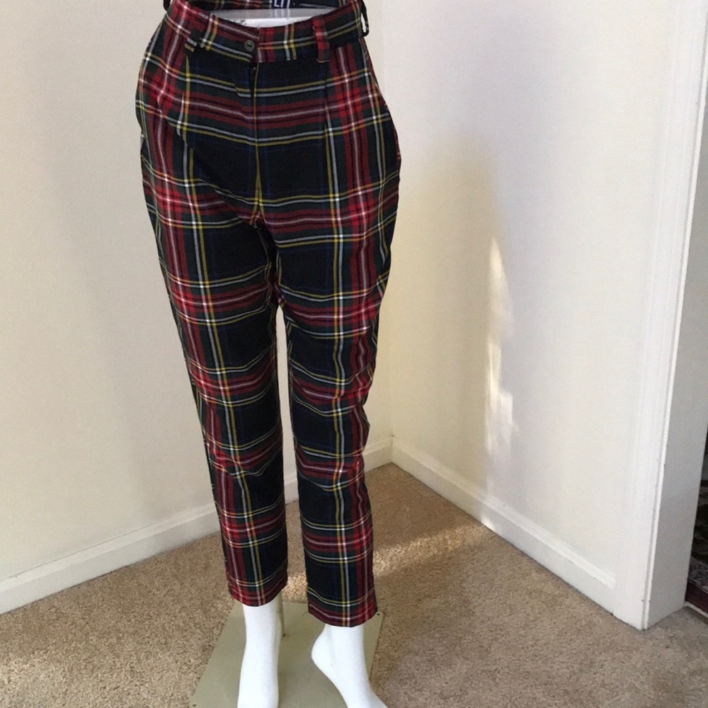 LTT EU SZ 6, red plaid high waist trousers .